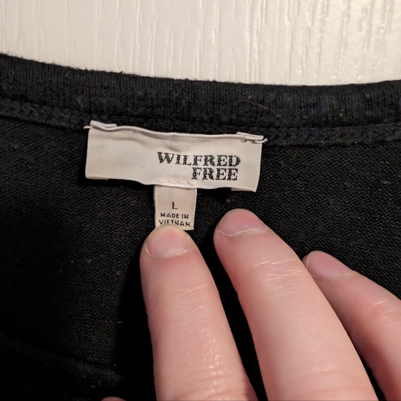 Aritzia Wilfred Free Short Sleeve T-shirt - Picture 3 of 3